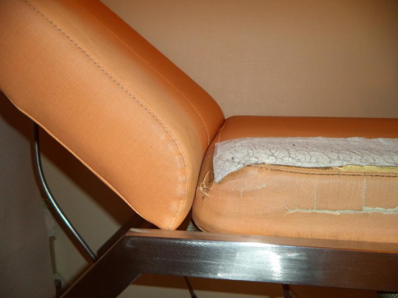 Détail table médicale AVANT
